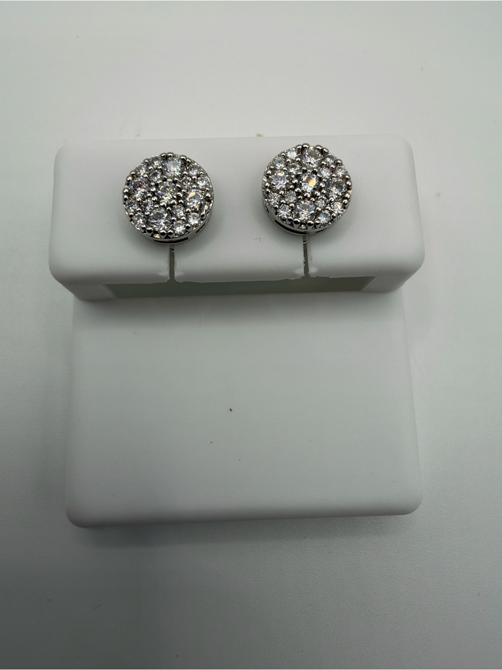 Elegant Round Cluster VVS Moissanite Stud Earrings (8mm, 0.51 ctw)